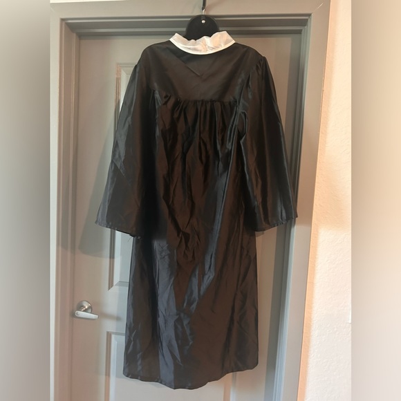 Unisex Graduation Gown - Picture 2 of 2
